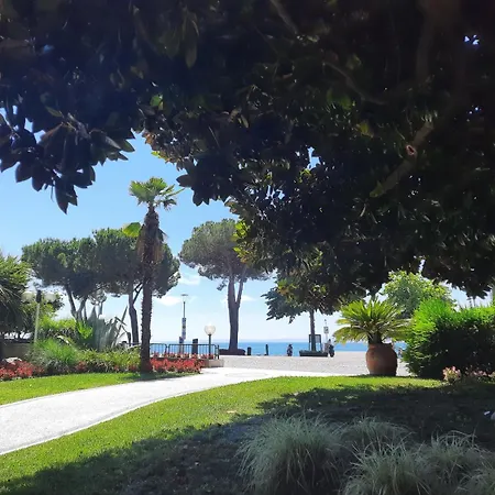 Terminus 3* Garda (Verona)