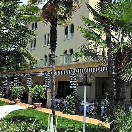 فندق Terminus غارْدا